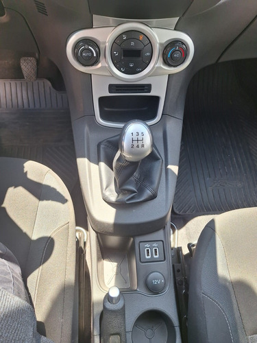 Ford Fiesta Kinetic 1.6 Se Plus 120cv Napo