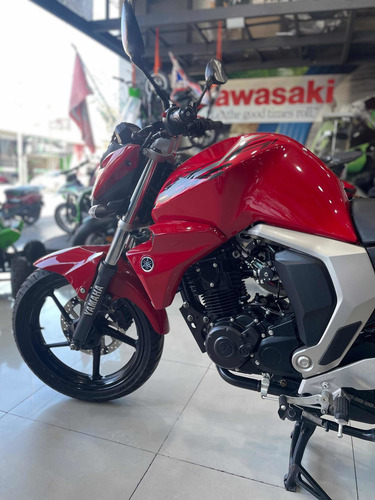 Imagen 10 de 12 de Yamaha Fzfi | Usada 2022 - 2.000km | Motos M R