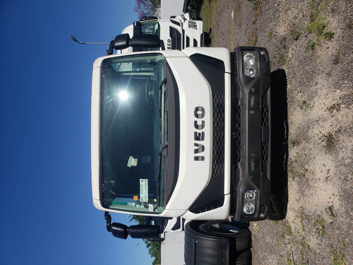 Imagen 2 de 10 de Iveco Tector 90-190cv Aa Dp