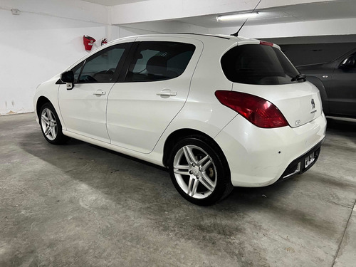 Imagen 2 de 13 de Peugeot 308 2015 1.6 Feline Hdi 115cv