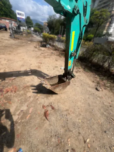 Miniexcavadora Kobelco Sk28sr
