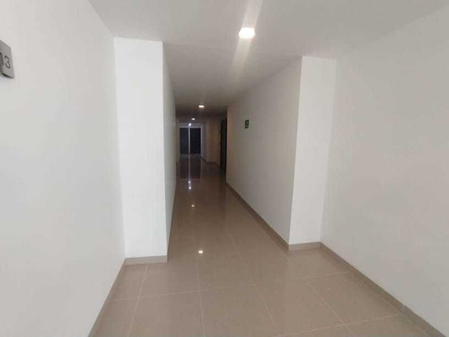 Imagen 9 de 13 de Arriendo Oficina Centro Empresarial Via 40 Ciudad De Barranquilla