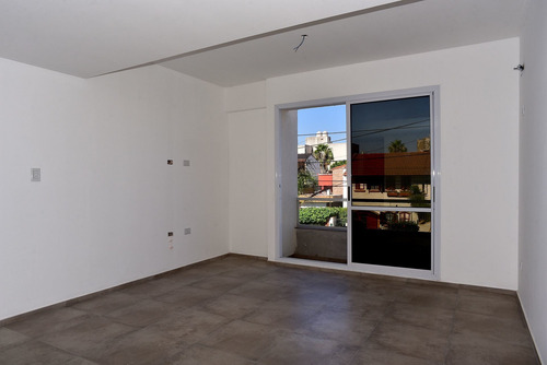 Mono De 30m2 A Estrenar. Usd 30.000+cuotas