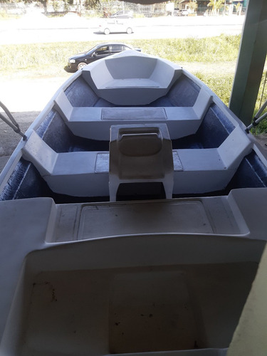 Imagem 3 de 6 de Lancha Barco Novo
