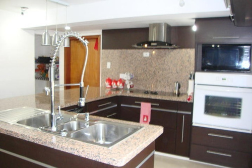 Imagen 30 de 30 de Casa En Venta En Colinas De Santa Rosa Este De Barquisimeto Lara, (0.4.2.4.5.9.3.7.5.4.2)/ Código: 21-11609, Rent-a-house Centro Occidente Mls, Cuenta Con 5 Habitaciones, 7 Baños, 626 Mts2