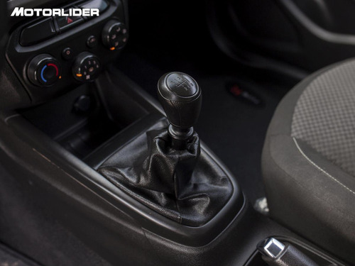 Imagen 18 de 25 de Chevrolet Prisma Joy Extra Full | Permuta / Financia