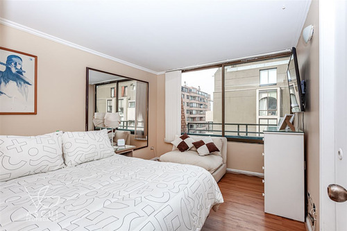 Departamento En Venta De 3 Dorm. En Las Condes