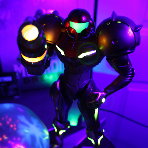 Figura Metroid Prime Samus First 4 Figures Con Luz Led (Usado)