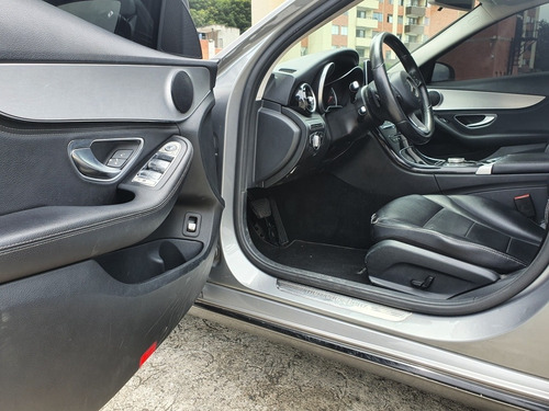 Imagen 9 de 16 de Mercedes-benz Clase C180 2016 1.6 Avantgarde