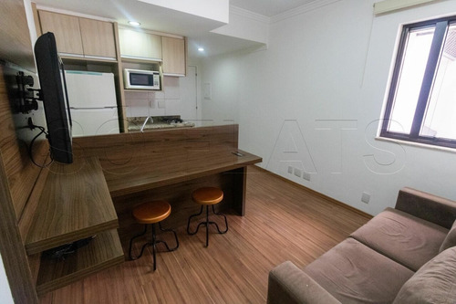 Imagem 3 de 15 de Flat No Jardim Paulista Com 1x Dorm Com Serviços De Arrumação Diária, Tv A Cabo E 1x Vaga De Carro. - Sf36005