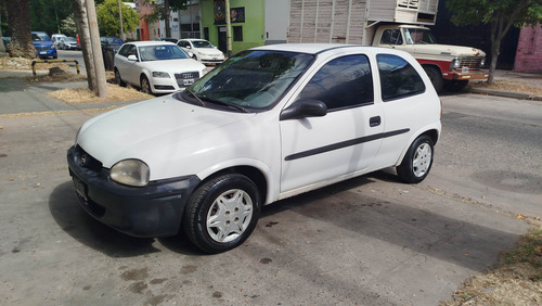 Chevrolet Corsa 1.6 Gl Aa Dh