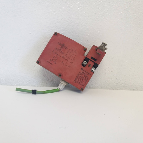 Solenoid Interlock Switch Xcs-te Telemecanique