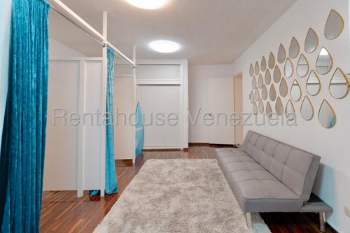 LG Vendo Casa - Terreno Grande En La Urb. Los Naranjos De Las Mercedes, Zonificación Hasta 5 Pisos.