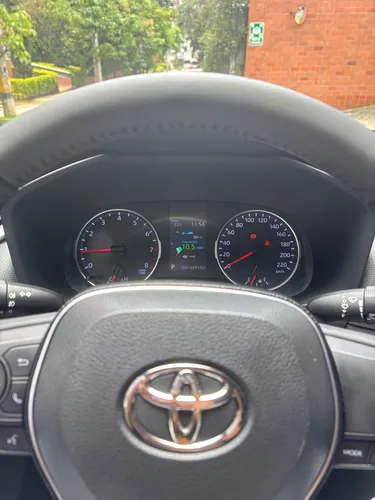 Toyota RAV4 2.0 Xle 4X2 Cvt