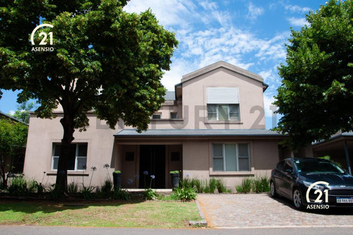 Venta Casa 8 Amb En San Jorge Village Country Club
