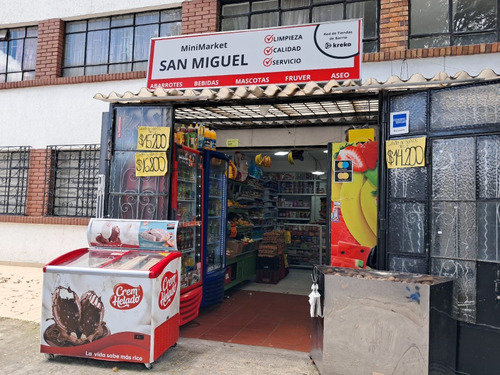 Minimarket En Venta, Ubicado En Bogotá, Vende 32 Millones Al