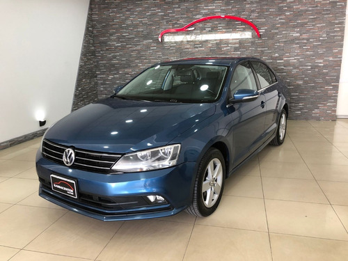Imagen 1 de 15 de Volkswagen Vento 2.0 Luxury Manual 2015
