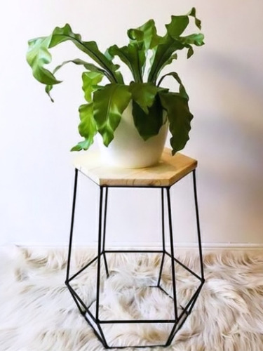 Porta Maceta Banco Hexagonal Realizado En Hierro Y Madera