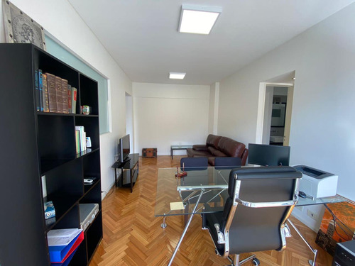 Venta O Alquiler Departamento De 2 Ambientes En Recoleta