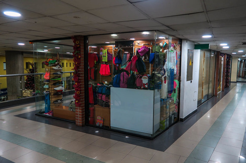 Imagen 8 de 14 de Minitienda En Venta En C.c. Multiplaza Victoria