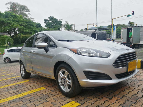 Ford Fiesta 2017 1.6 Hatchback Se