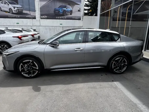 Kia K4 Gt Line 2025