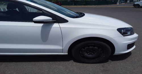 Imagen 14 de 15 de Volkswagen Vento 2020 1.6 Starline At