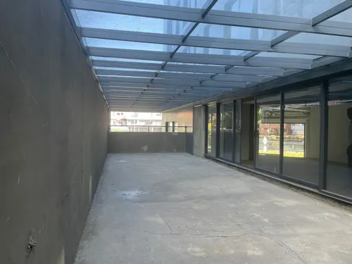 Local En Arriendo/venta En Chico Norte. Cod A1016063