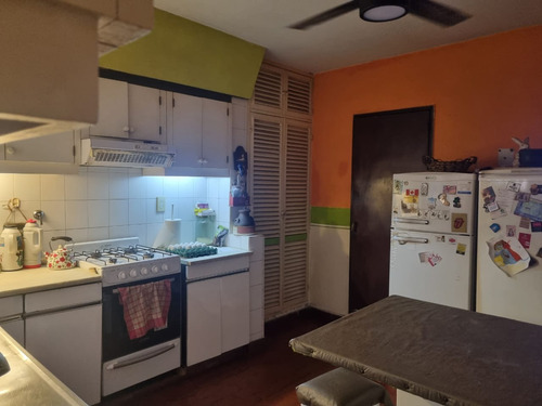 Casa En Venta En Yerba Buena Excelente Ubicación