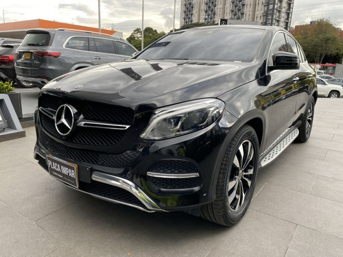 Imagen 2 de 21 de Mercedes Benz Clase Gle 300 D Coupe Wag At 4x4 2019 - 2200cc