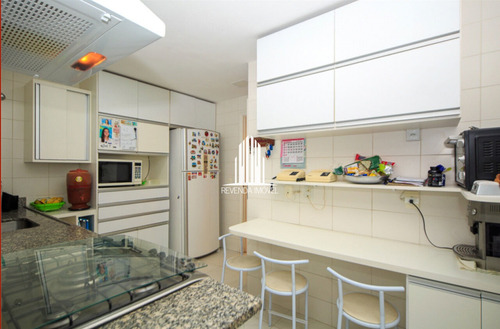 Imagem 11 de 13 de Apartamento No Campo Belo 154m2 Com 3 Dormitorios E 3 Vagas De Garagem. - Bc11451