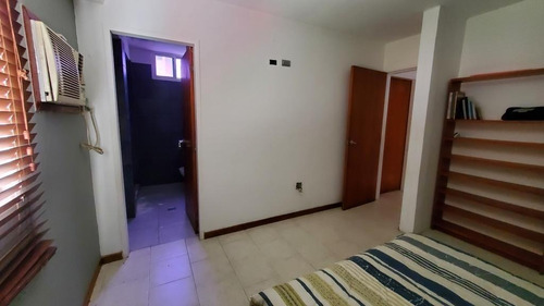 Imagen 9 de 17 de Apartamento En Venta El Bosque Valencia Carabobo