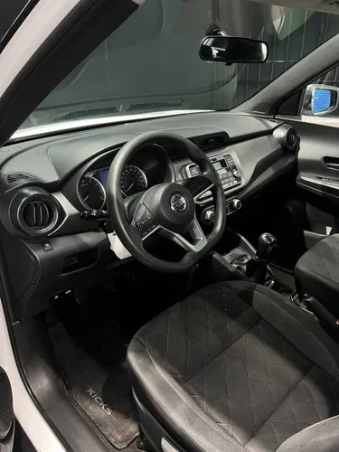 Nissan Kicks 1.6 Sense