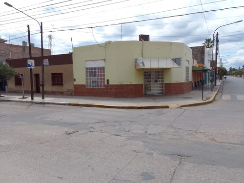 Se Vende Casa + 4 Locales Comerciales Apto Credito