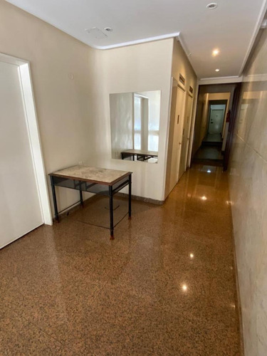 Imagen 3 de 9 de Departamento En Recoleta