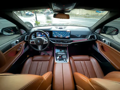 BMW X7 4.4 V8 M60I