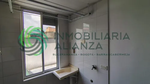 Apartaestudio En Arriendo En Comuneros. Cod A10619