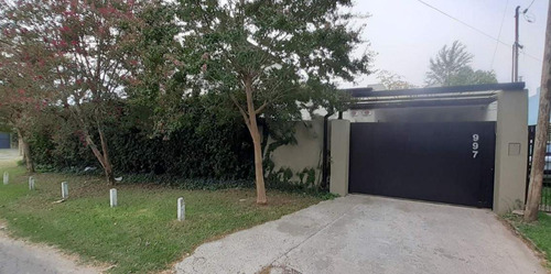 Imagen 2 de 23 de Casa Venta 3 Dormitorios 3 Baños 2 Cocheras 450 Mts 2 Totales - City Bell