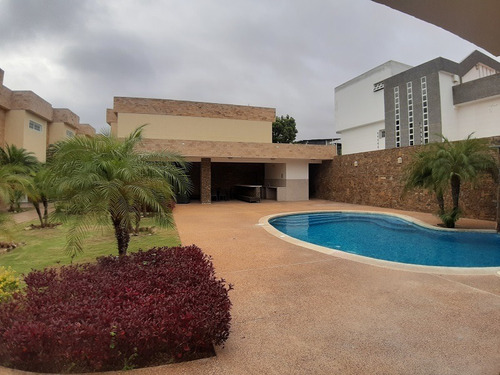 Imagen 12 de 14 de Hermoso Y Acogedor Town House En Sabanamar