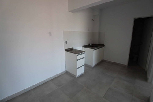 Imagen 6 de 12 de Departamento 2 Amb Estrenar + Terraza Privada