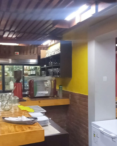 Venta Fondo De Comercio. Pizzeria, Cafe, Licor. Av Las Delicias. Yy