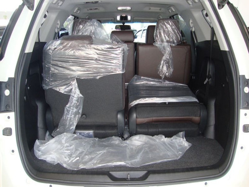 Toyota Hilux Sw4 Srx 2.8 Tdi 6mt 7a 4x4 C/cuero