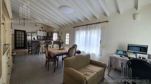 Imagen 19 de 30 de Casa 4 Ambientes Venta Morón