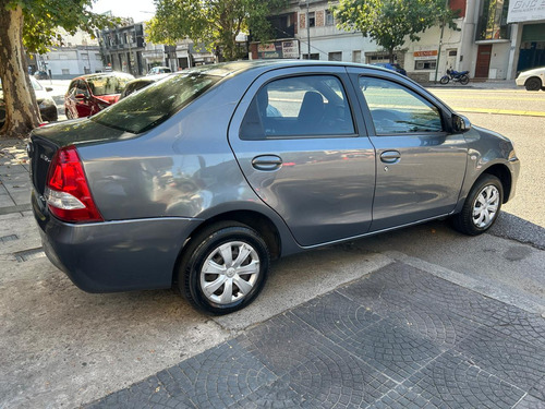 Toyota Etios 1.5 Sedan Xs