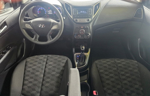 Hyundai HB20 1.6 COMFORT PLUS 16V FLEX 4P AUTOMÁTICO