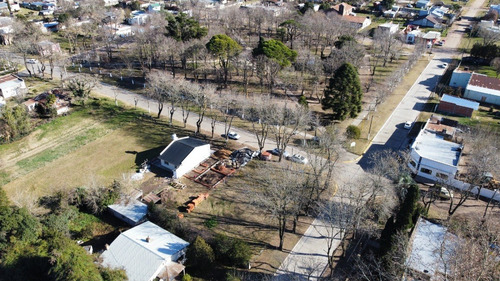 Imagen 5 de 8 de Terreno Céntrico En Venta Del Carril.