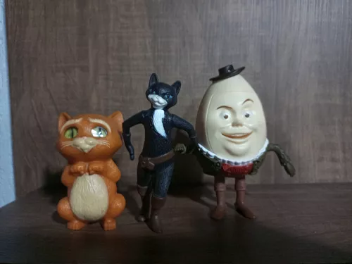 McDonald?s lança brinquedos dos personagens de O Gato de Botas