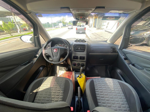 Fiat Idea 1.8 16v Adventure Flex 5p