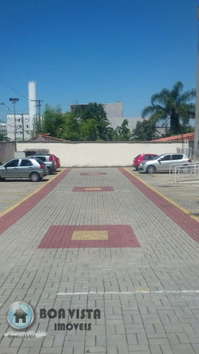 Imagem 2 de 9 de Apartamento Padrão Com 2 Quartos - B0239-v
