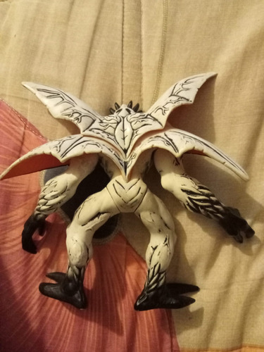 Highbreed Alien Hyper Ben 10 Omniverse Bandai (Usado)